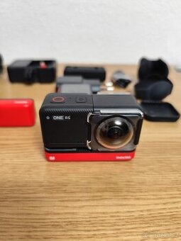 Insta360 ONE RS twin edition