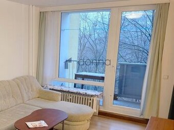 Pronájem bytu 2+1/L, 63m2, ul. Bojasova, Praha 8 - Kobylisy,