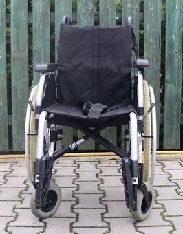 034-Mechanický invalidní vozík Meyra.