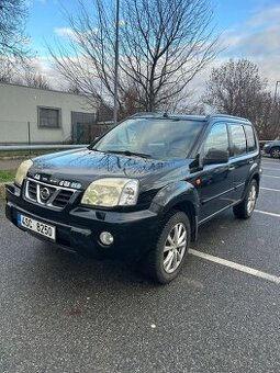 Nissan X-trail 2,5i / 4x4 / 2004 / tažné 2000 kg / 165 koní