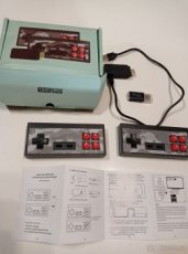 Herní konzole 1700 her