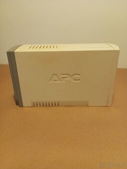 zdroj APC Back-UPS CS 650