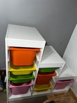 Skříňka Ikea trofast