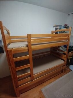 Dětská patrová postel