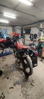 Nadpis: Honda XLR 125 – pojízdná, s TP, nová baterie