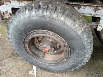 8,25-15 KOMPLETNÍ 4 KS KOL NA VLEK BSS 5 T