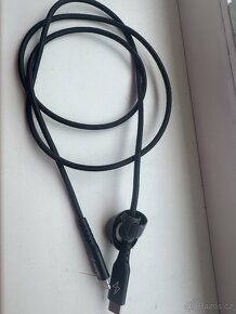 Prodám iPhone lightning USB C kabel kvalitní opletený Alza