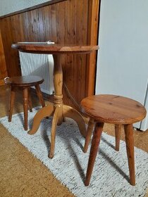 Kulatý stolek + 2 stoličky