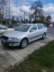 Škoda Octavia 1.6 FSI