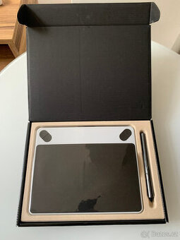 Wacom Intuos Draw – Grafický tablet, kompletní balení