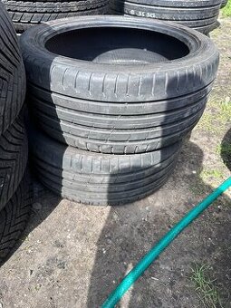 2ks letních pneu 235/40 R18 - Nokian