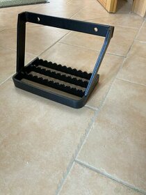 schudek na traktor 19cm mezi uchycovacimi středy sroubu Novy