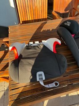 Sedačka Britax Römer Kidfix SL 2018 Storm Grey