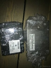 Škoda vw superb 2 passat 3C8959760 ŘJ sedadla