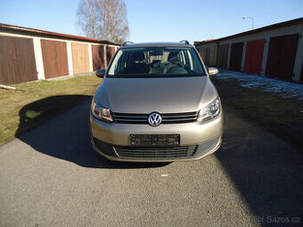 VW Touran 1,6 TDi 77 KW, 2013 BEZ KOROZE