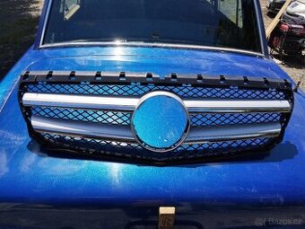 Mercedes B třída 2013 maska chladiče