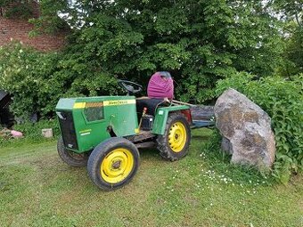 Traktor pro deti