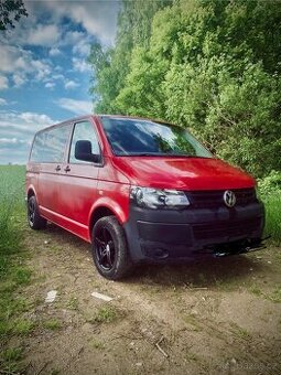 VW Transporter T5 1.9 TDi 9 míst