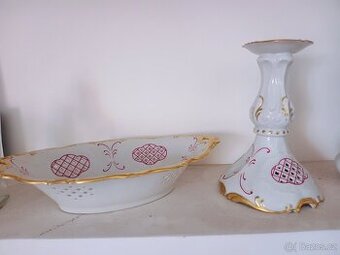 Porcelánovy set svícen a misa