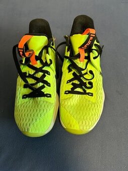 Basketbalové boty Nike Lebron, vel. 42