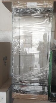 Terarium 40x40x100 nové prasklinaka 8 cm v dolni části stran