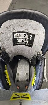 Brusle Bauer Vapor Hyperlite 2