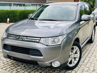 Mitsubishi Outlander 2.2DI MANUÁL 7MIST KAMERA TAŽNÉ 4WD