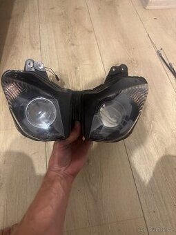 Predni a zadni svetlo na Kawasaki Zx10R Ninja 08-10
