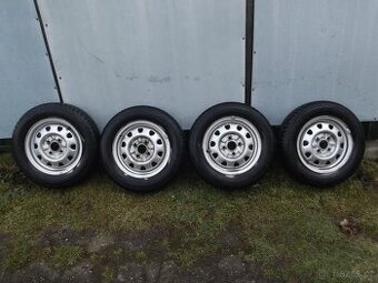 Kola Felicia, Favorit, VW, sada, obuté.