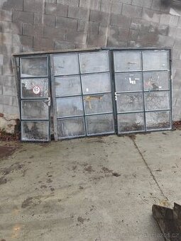 garážová vrata dílenská