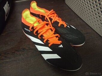 Boty na fotbal Adidas Predator