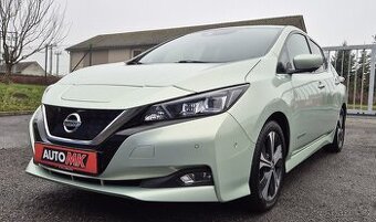 Nissan Leaf Tekna 2 majitel servisní kniha.