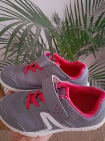 Sportovní boty Decathlon, dívčí,  vel.32