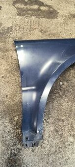 Právi přední blatník na VW Passat B5.5