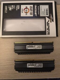 Paměti DDR4 2x 8 GB