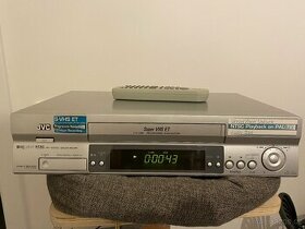 Videorekordér S-VHS JVC HR-S6950