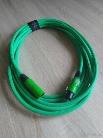 XLR mikrofonní kabel