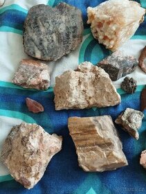 Minerály, drahé kameny