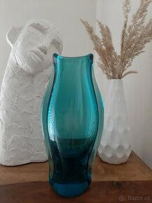 Tyrkysová váza z hutního skla - Miloslav Klinger - 1
