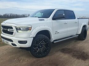 Dodge Ram 1500 CREW CAB 5.7 HEMI 4X4 -LPG