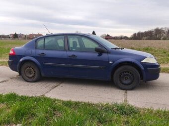Renault Megane 1.6 - nutný přepis