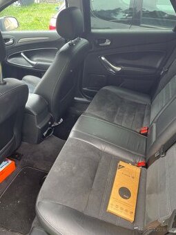 Ford mondeo mk4