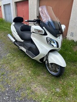 Suzuki Burgman 650