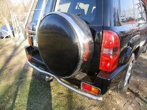 Kryt rezervy Nissan Patrol - 1