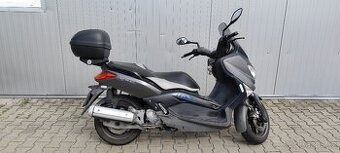 Yamaha XMAX 125