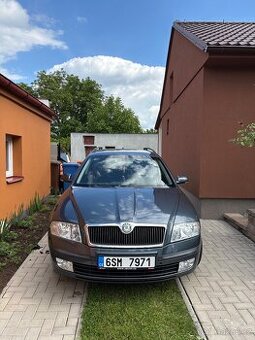 Škoda Octavia 2.0 FSI - 1