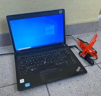 Lenovo E430 / i5-2520M / 4GB RAM / 500GB HDD / 14"