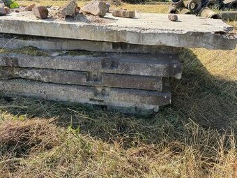 Betonové panely zdarma Kožušany-Tážaly