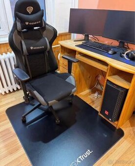 HERNÍ PC SET + MONITORY + ŽIDLE VŠECHNO KOMPLET