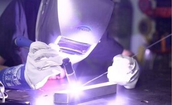 Svářeč kovů EN 135 – Vyškov- HPP-ubytování